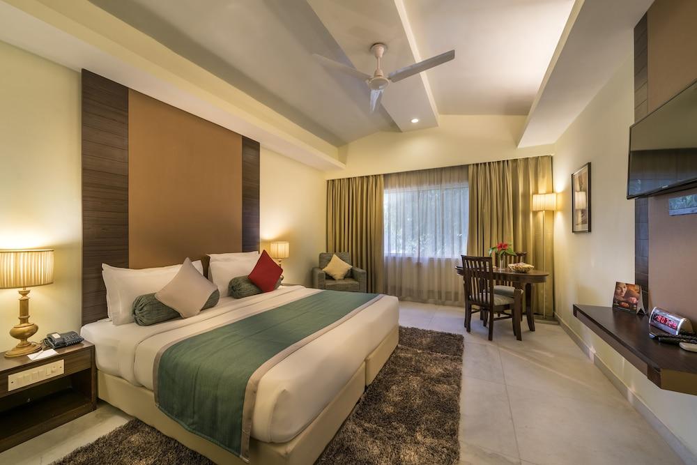 Best Western Resort Country Club Gurgaon Exterior foto