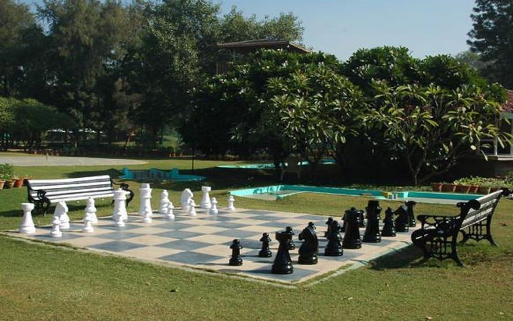 Best Western Resort Country Club Gurgaon Exterior foto